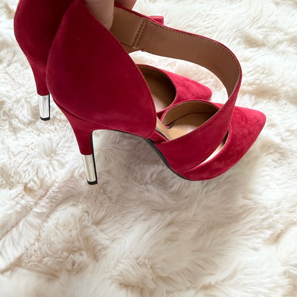 Jessica Simpson Red Suede Heels - Picture 4 of 5